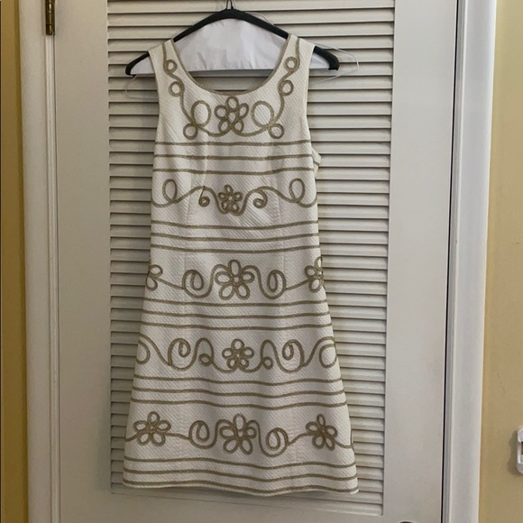 Lilly Pulitzer Size 4 White & Gold Dress